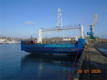 Self Propelled Ro-Ro Barge w/Ramp